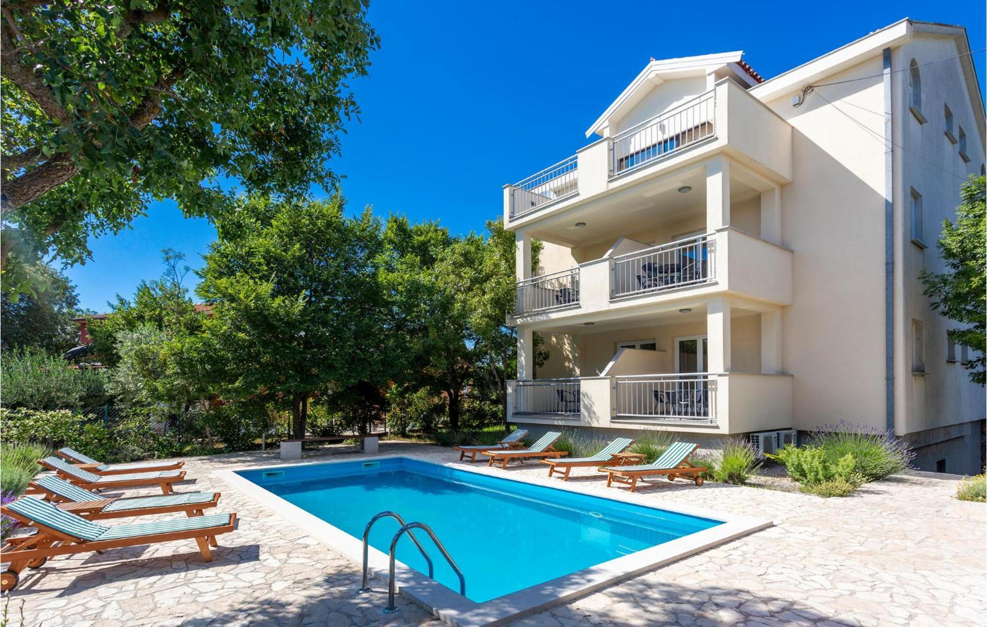 Beautiful Apartment In Pinezici With Wifi Exteriér fotografie