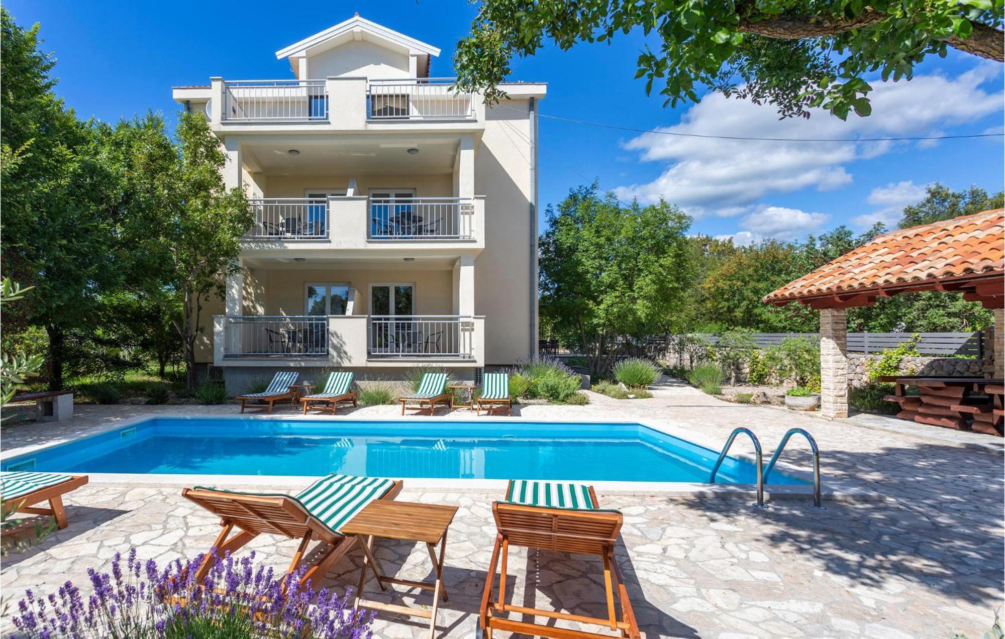 Beautiful Apartment In Pinezici With Wifi Exteriér fotografie